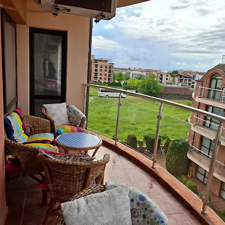Magnolia Apartment