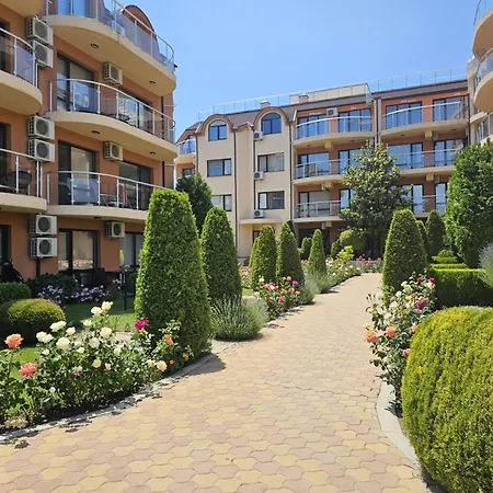 Magnolia Apartment Ravda